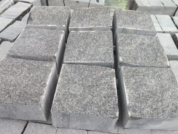 Габбро (пилено-колотая) 1820