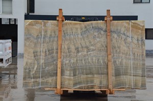 {{productViewItem.photos[photoViewList.activeNavIndex].Alt || productViewItem.photos[photoViewList.activeNavIndex].Description || 'Cappucino Onyx'}}