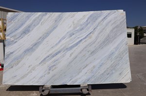 {{productViewItem.photos[photoViewList.activeNavIndex].Alt || productViewItem.photos[photoViewList.activeNavIndex].Description || 'Azur Marble'}}